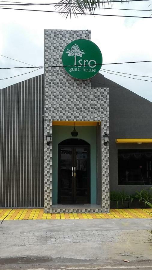 Isro Guesthouse Syariah Kepanjen Extérieur photo